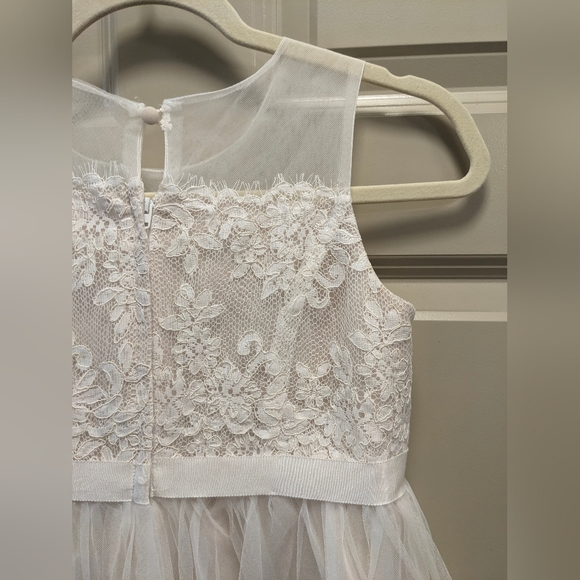 David's Bridal Banded Lace Illusion Formal Girls Dress/Gown Size 12 - Picture 15 of 17